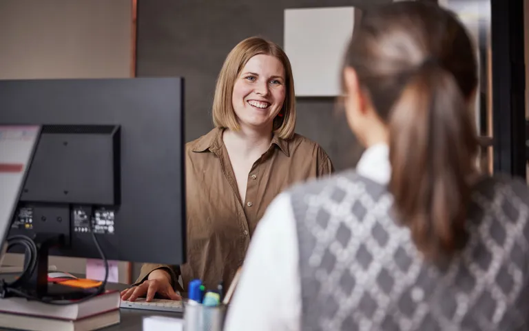 11722 CROSSMIND Bureauet 155